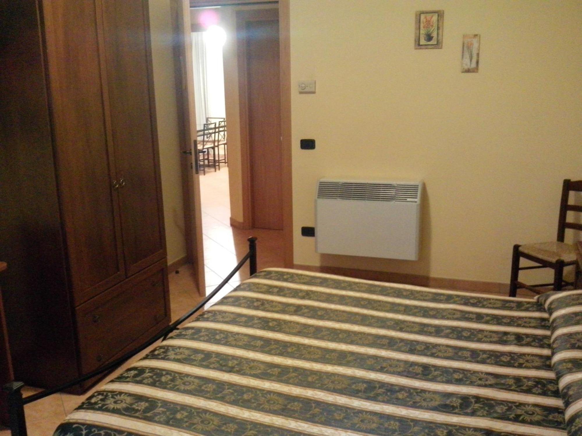 Hotel L'Antipapa Fondi Habitación foto